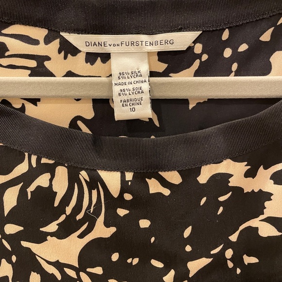 DVF Dress - Picture 2 of 2